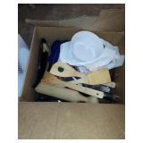 Kitchen utensil and fan lot