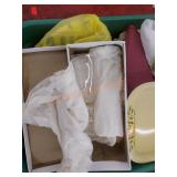 Miscellaneous tote lot