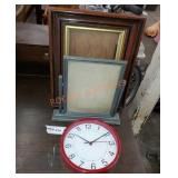 Clock and frame lot