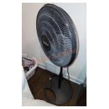 Lasko standing fan