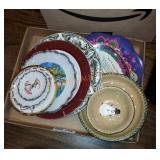 Decorative plate lot
