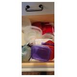 Food storage containers