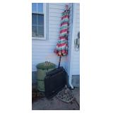 Patio umbrella, base and char lot