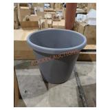 HC Company 24" Plastic Round Planter