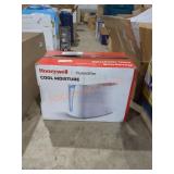 Honeywell Cool Moisture Humidifier