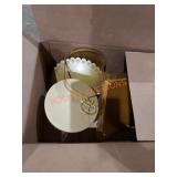 Gold party food serving set