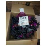 Case 20" Halloween classic wreath