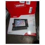 Simrad cruise fish finder