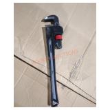 Husky 18" Heavy Duty 18" Pipe Wrench