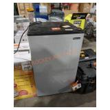 Magic Chef Compact Refrigerator (Some Damage)