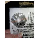 36in pre lit  wreath