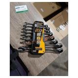 Gear wrench ratcheting wrench set