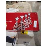 Home accents 18"  spiral tree pathway lights