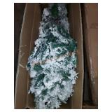 Misc Christmas tree size unknown