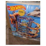 Hot wheels super ultimate garage