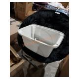 Enclosed cat liter pan