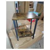 Set of end tables
