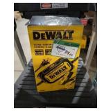 DeWalt 6-12v 2a Battery Charger and Maintainer