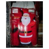 Home Accents Holiday 9ft Santa inflatable