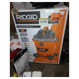 Rigid 12 gallon wet dry vacuum