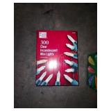 Home accents 300 clear incandescent mini lights