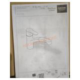 Grohe Single Hand Pull Out Kitchen Faucet