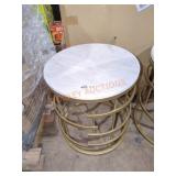 Classic Accessories 18" Round End Table