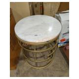 Classic Accessories 18" Round End Table