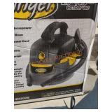 Stinger 2.5 gallon wet/dry vac