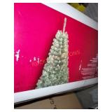 5ft Norway spruce pre lit Christmas tree