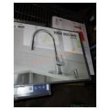 Glacier bay pull down kitchen faucet