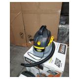 Stinger 2.5 gallon wet dry vacuum