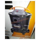 Rigid 5 gallon Ash vac dry use only