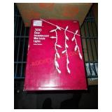 Home accents 300 clear incandescent mini lights