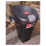 Hefty Lockable Step On Trash Can