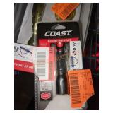 Coast alkaline dual power flashlight