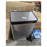Kohler Dual 5.5gal Compartment Trash Can