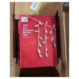 300 Incandescent Mini Icicle Lights (5 Boxes)