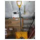 True Temper 18" Snow Shovel