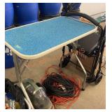 Small dog grooming table