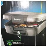 Sentry safe small safe