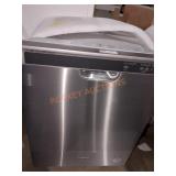WhirlPool 24" StainSteel Full Console Dishwasher