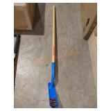 Razorback 3" Clean Out Shovel