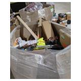 Home Depot Mixed Gaylord Skid Lot