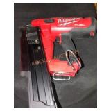 Milwaukee M18 21ï¿½ Framing Nailer