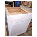 24"W White Kitchen Base Cabinet with Drawer