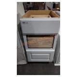 Kitchen cabinet No top apx 18 x.24 x 35 in