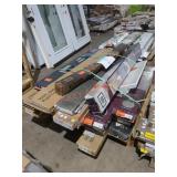 Home Depot Mixed Flooring Skid Lot