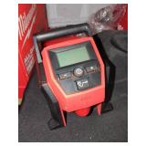 Milwaukee M12 Compact Inflator