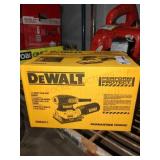 DeWalt 1/4 sheet Palm Grip Sander